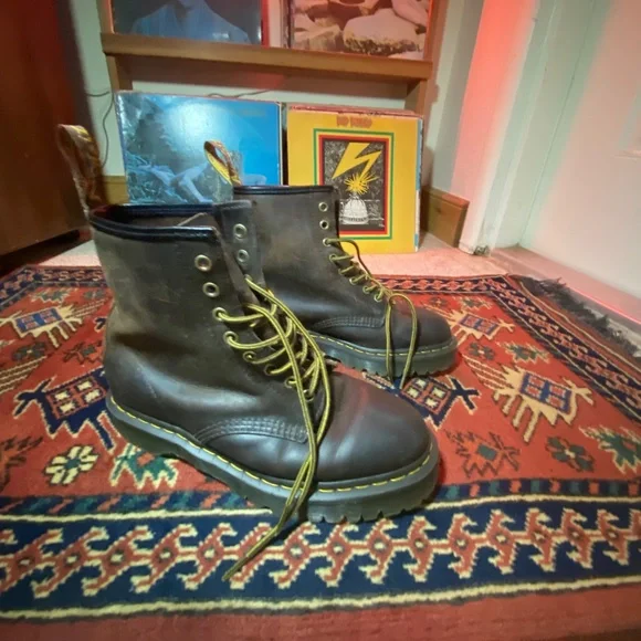 Dr. Martens 1460 Bex Crazy Horse Leather Boots - Picture 4 of 8